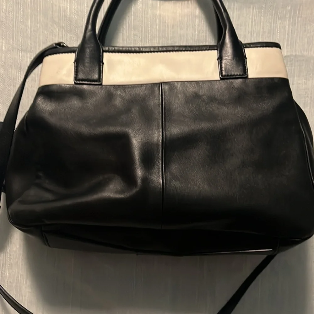 Kate spade small satchel